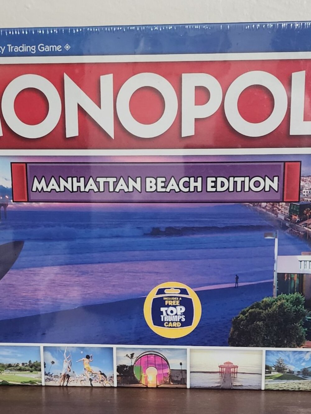 Hasbro Gaming Manhattan Beach Monopoly Game